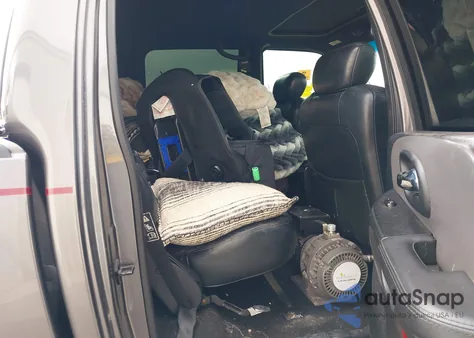 2002 Ford F-150 Harley Davidson z USA, uszkodzony, nr VIN 1FTRW07372KC23567